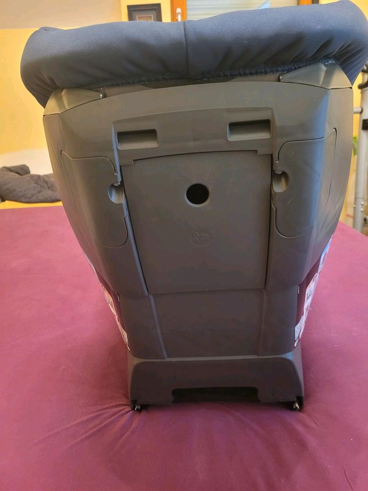 Britax Römer Kindersitz 9 -18 kg in Dormagen