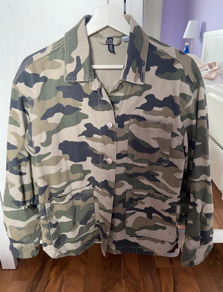 camouflage Tarnfarben denim Jacke H&M in Köln