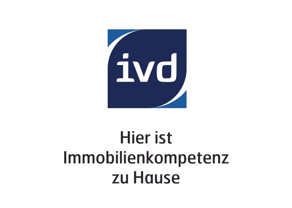 RESERVIERT! Optimaler Grundriss! Modernisierte 2,5 Zi. Altbau-ETW in gesuchter Lage! in Hamburg