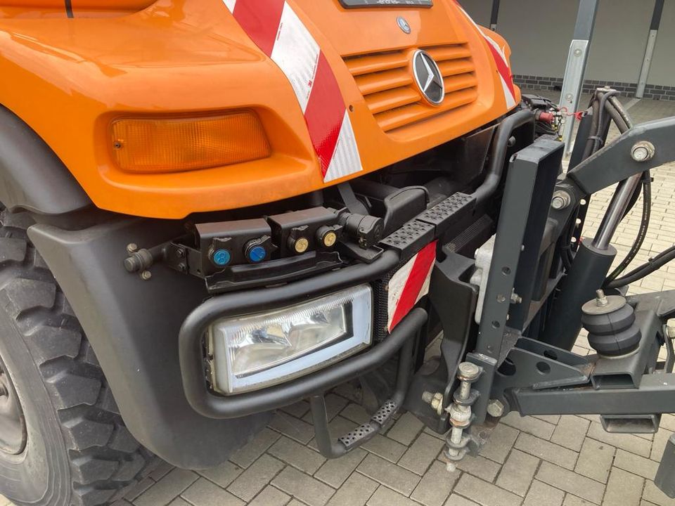 Unimog U300, Schmidt Winterdiensttechnik Wechsellenkung in Osternienburger Land