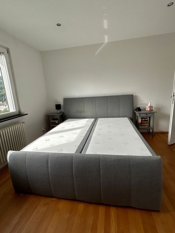 Boxspringbett,180/200,Stauraum. Bettkasten. Wie neu. in Pforzheim