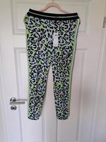 Marc Cain sports Leggings Hose  N2  36/38 Niedersachsen - Bad Pyrmont Vorschau