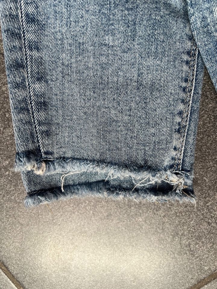 Superdry „Cassie“ skinny Jeans mit Aufnäher Gr. 28x30 in Windberg