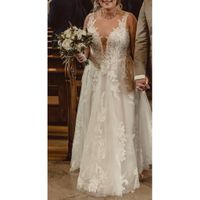 Braut / Hochzeitskleid von Lillian West Niedersachsen - Haren (Ems) Vorschau