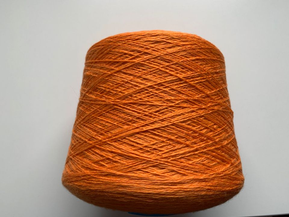 100% Merinowolle Konenwolle ZEGNA BARUFFA Art. FIAMMATO Orange in Kitzingen