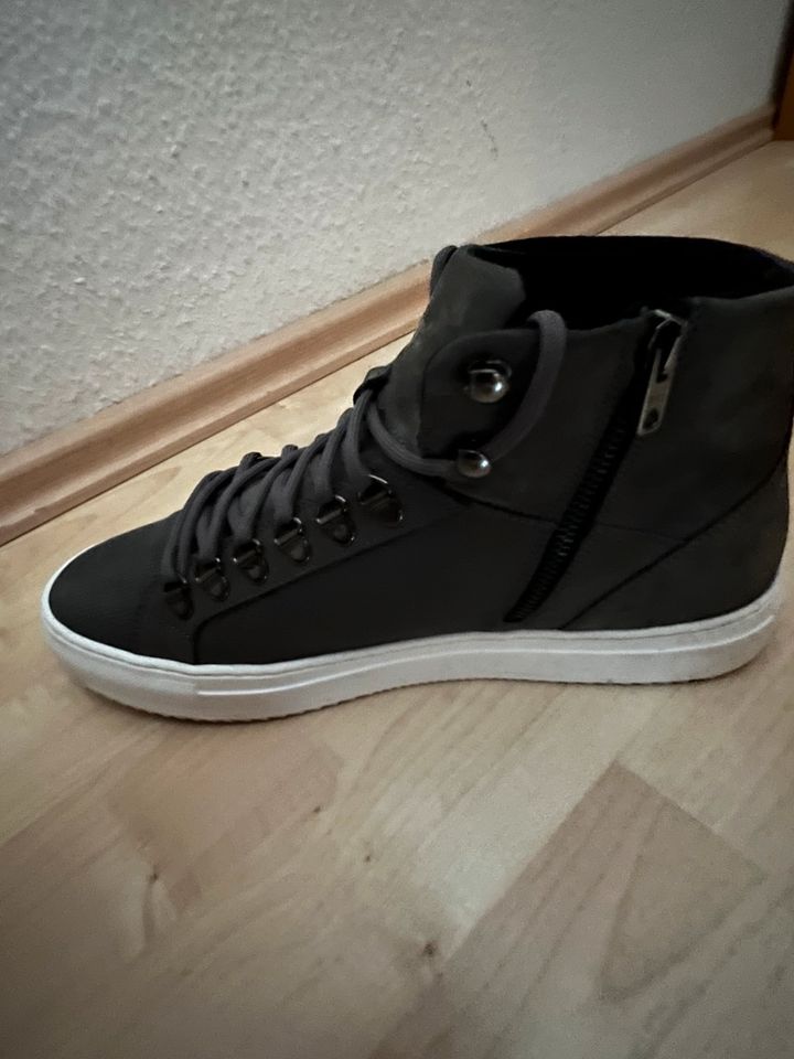 Emillo Adini Sneaker New!!! Versandt Fertig 42 muss Weg!! in Centrum