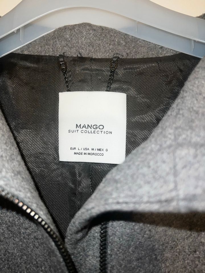 Mango Suit Wollmantel in Wuppertal