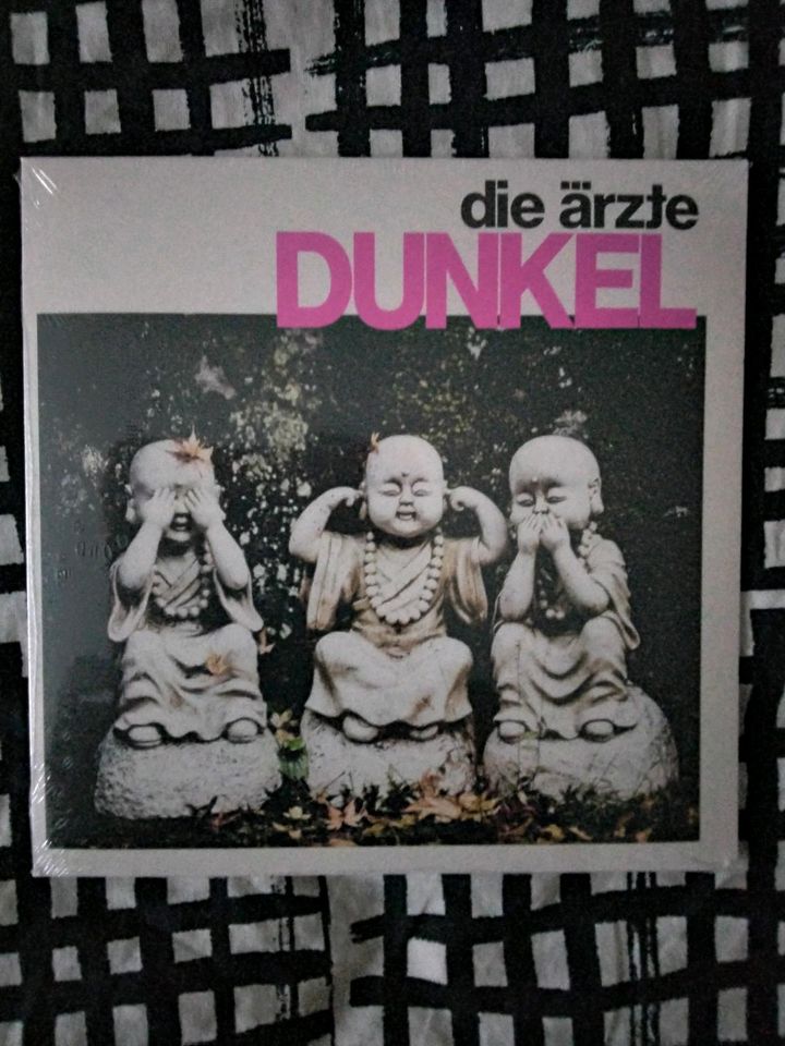 Die Ärzte Dunkel EP 7" Mint OVP DÄ Single Downloadcode Neu Bonus in Leipzig