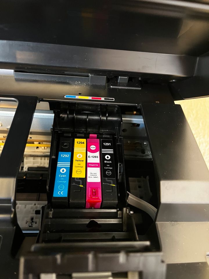 Epson Stylus Office BX 305f mit div Drucker Patronen in Fahrdorf