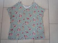 Top/Shirt von Janina curved mit Blumen Muster in grün Gr. 48 Saarland - Homburg Vorschau