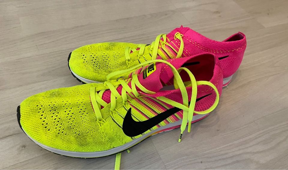 Nike Zoom Flyknit Racing Schuhe in Husum