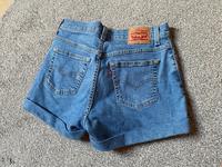 Levi Strauss Hotpants Größe 28 (S) Niedersachsen - Winsen (Aller) Vorschau