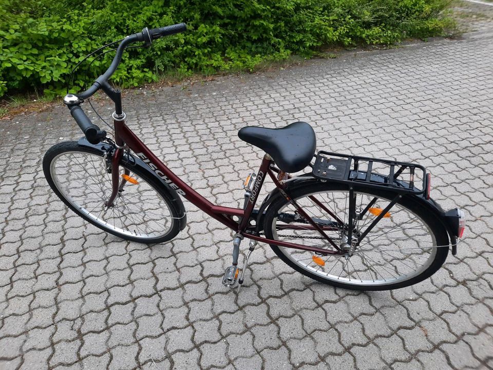 Ich biete Ihnen ein Fahrrad in sehr gutem Zustand an. in Olching
