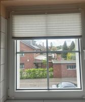 Plissee von Luxaflex 3x Fenster 1x Türe weiß/creme Nordrhein-Westfalen - Kerpen Vorschau