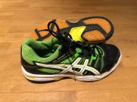 Asics Hallenschuhe Turnschuhe Fußball  Handball schwarz Gr 39,5 Niedersachsen - Braunschweig Vorschau