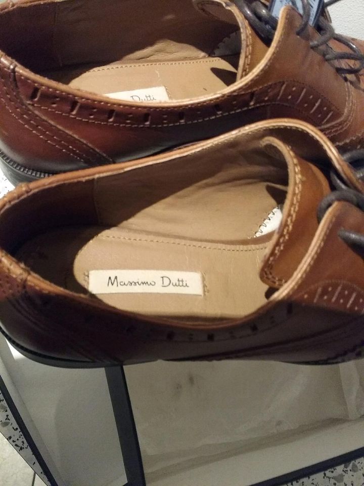 Sportlicher brauner Damenschuhe von Massimo Dutti in Essen