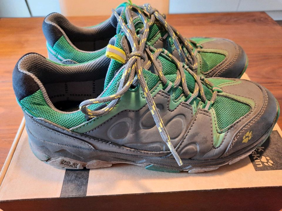 Jack Wolfskin Wanderschuhe grün / grau MTN Attack 2 Texapore Low in Hude (Oldenburg)