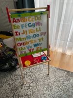 Hape Kinder Spiel-Tafel aus Holz inklusive Hape ABC-Magnete Frankfurt am Main - Gallusviertel Vorschau