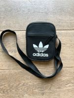 Adidas Umhängetasche Schultertasche Tasche Bielefeld - Bielefeld (Innenstadt) Vorschau