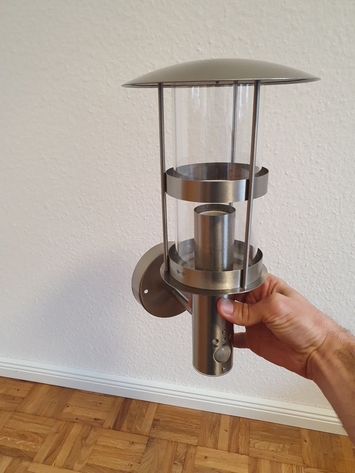 Lindby Außenleuchte - Lampe mit Bewegungssensor - ungenutzt in Göttingen