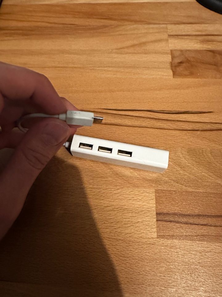 Adapter Micro USB auf USB + Ethernet in Dachau