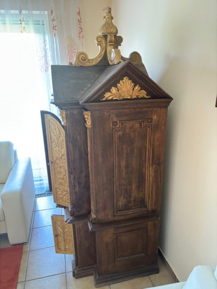 Antiquitäten Möbel "Tabernakel" in Lauffen