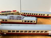 Bluebrixx Rheingold 8W Lokomotive + 3 Waggons Altona - Hamburg Rissen Vorschau