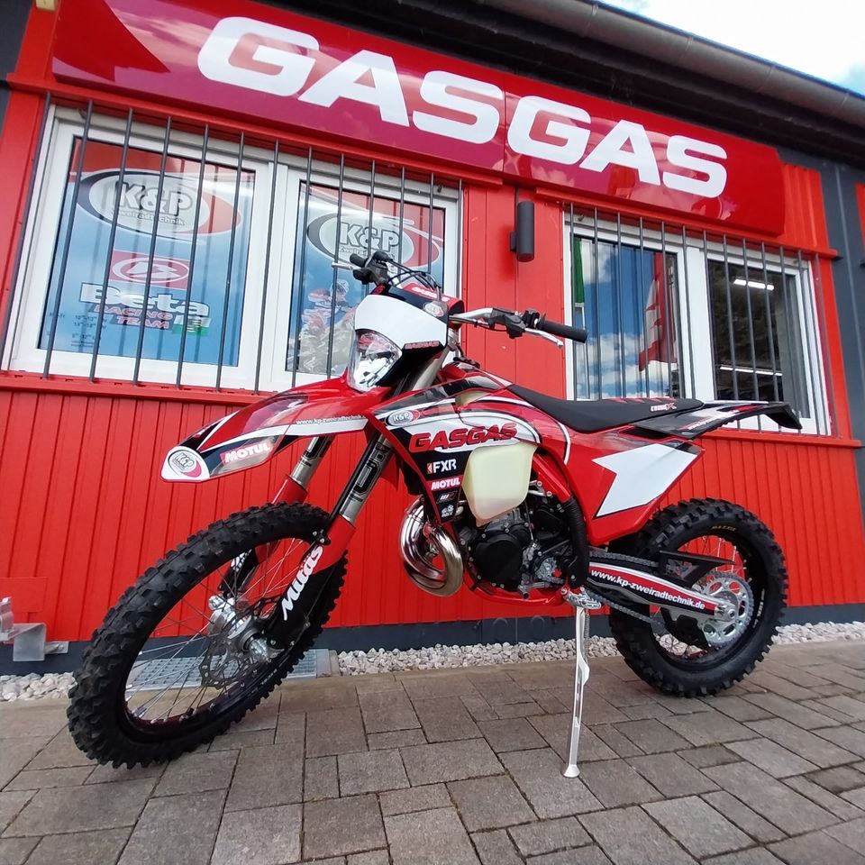 K&P-Edition: GasGas EC 300 2Takt TBI MY24 ggf. mit Öhlins möglich in Waldheim