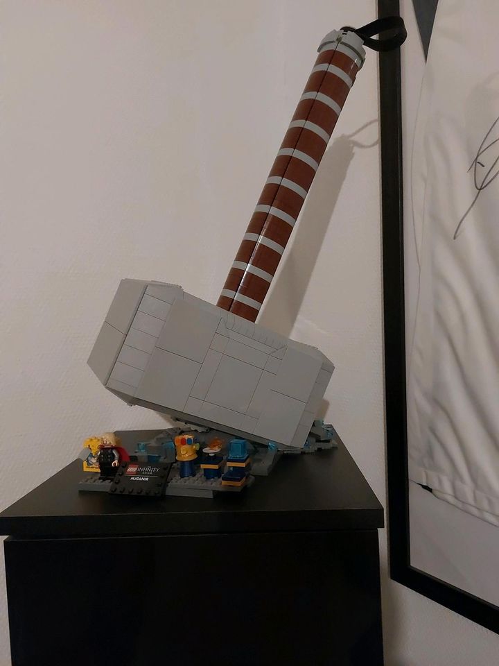 Lego Thor Hammer in Datteln