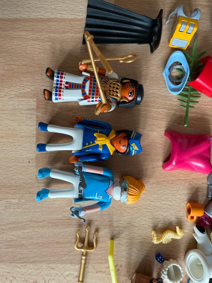 Playmobil,Adventskalender,Kleinigkeit,Figur,Zubehör,Nilolaus in Stuttgart