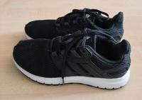Adidas Turnschuhe schwarz Gr. 38 Versand 4,19 € Bayern - Kitzingen Vorschau