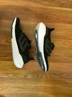 189€ Adidas Ultraboost Laufschuhe Sportschuhe Schuhe 41 1/3 41.5 München - Ramersdorf-Perlach Vorschau