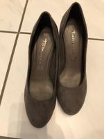 Pumps grau, Gr. 38 Hessen - Babenhausen Vorschau