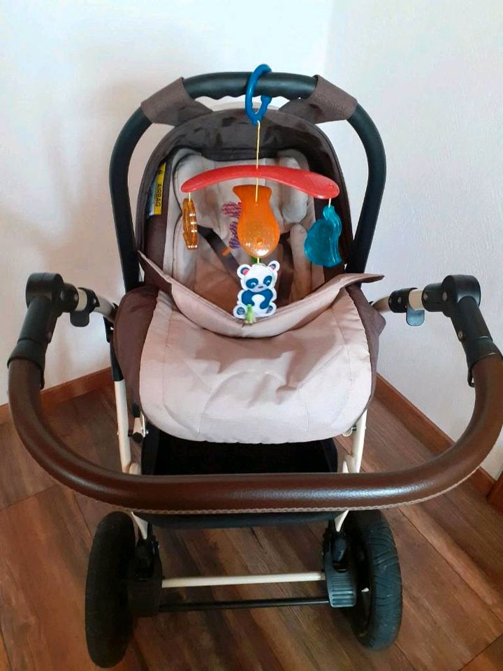 Kinderwagen 3 in 1 Set mit Zubehör in Löhne