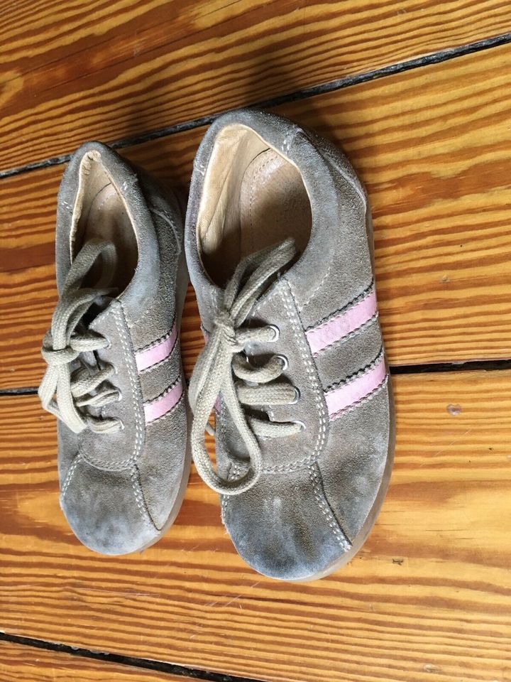 Schöne Wildleder Schuhe von Cangorino Gr. 27 bis 28 in Hamburg