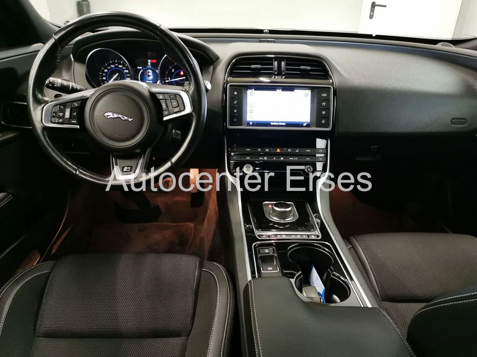 Jaguar XE 20D R-Sport Navi BiXenon PDC Teilleder SHZ in Neuwied