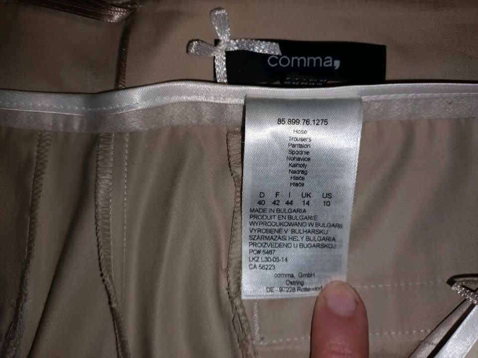 Damen Hosenanzug Hose + Jackett 40 beige Comma neuw + 1 ws Hmd S. in Breitengüßbach