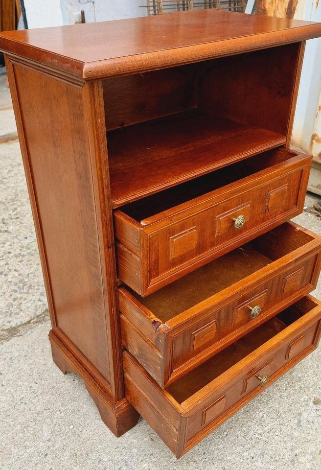 Kleine Kommode Schrank Sideboard Garderobe Telefontisch Konsole in Leipzig