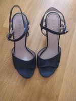 Esprit Sandalen Absatz Riemchensandalen München - Au-Haidhausen Vorschau