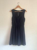 Dunkelblaues Kleid Only Gr. S Thüringen - Erfurt Vorschau