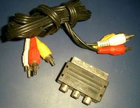 TV- AV Kabel 3xCinch für Nintendo NES + Scart Adapter PORTOFREI Nordrhein-Westfalen - Moers Vorschau