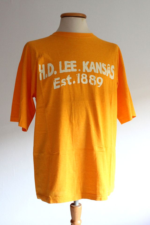 Shirt T-Shirt Lee gelb Größe M aus Anfang 2000 in Bremen