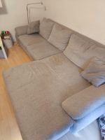 Gratis zu verschenken Couch grau mit Schlaffunktion und Kaffeefle Niedersachsen - Langenhagen Vorschau