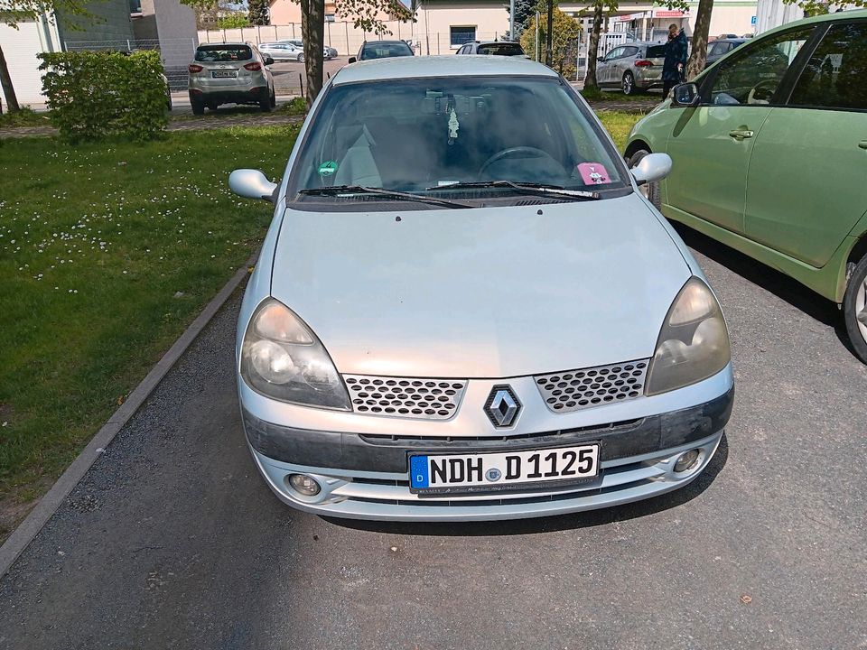 Renault clio.  Tausch möglich in Nordhausen