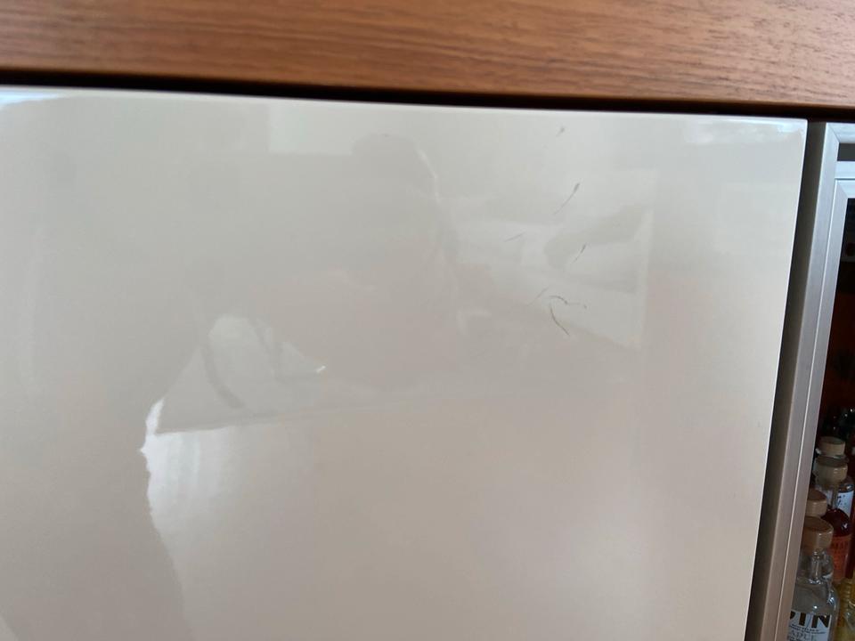 Bis 20.5. wg Umzug:Sideboard Holz / Hochglanz Creme von Holtkamp in München