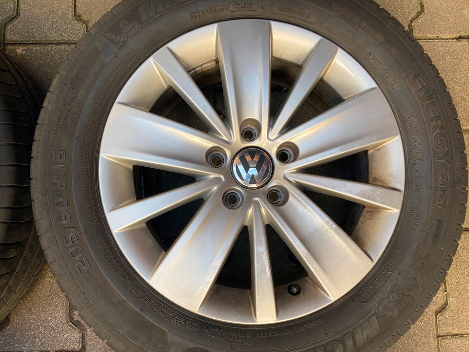 16 Zoll VW Sharan 7N 6,5Jx16H2 ET33 5x112 205/60 R16 Memphis Somm in Klein-Winternheim