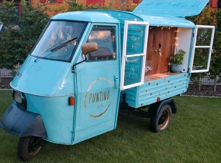 Piaggio Ape- mobiler Sektempfang mit Puntino in Günzburg