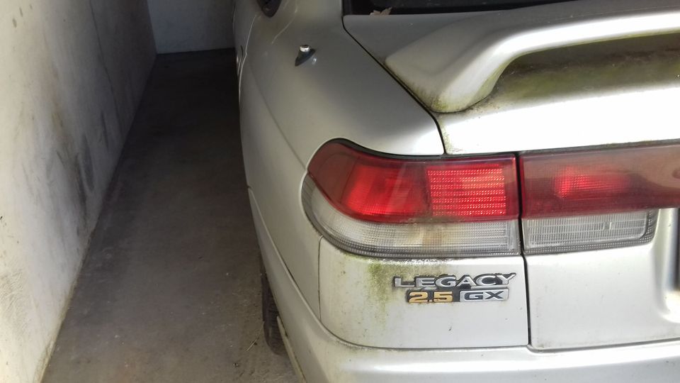 Subaru Legacy Limosine in Garage in Grevenmacher Luxemburg in Wincheringen