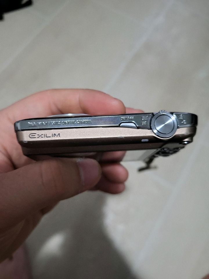 Casio Exilim EX-Z1 Digitalkamera in Kraichtal