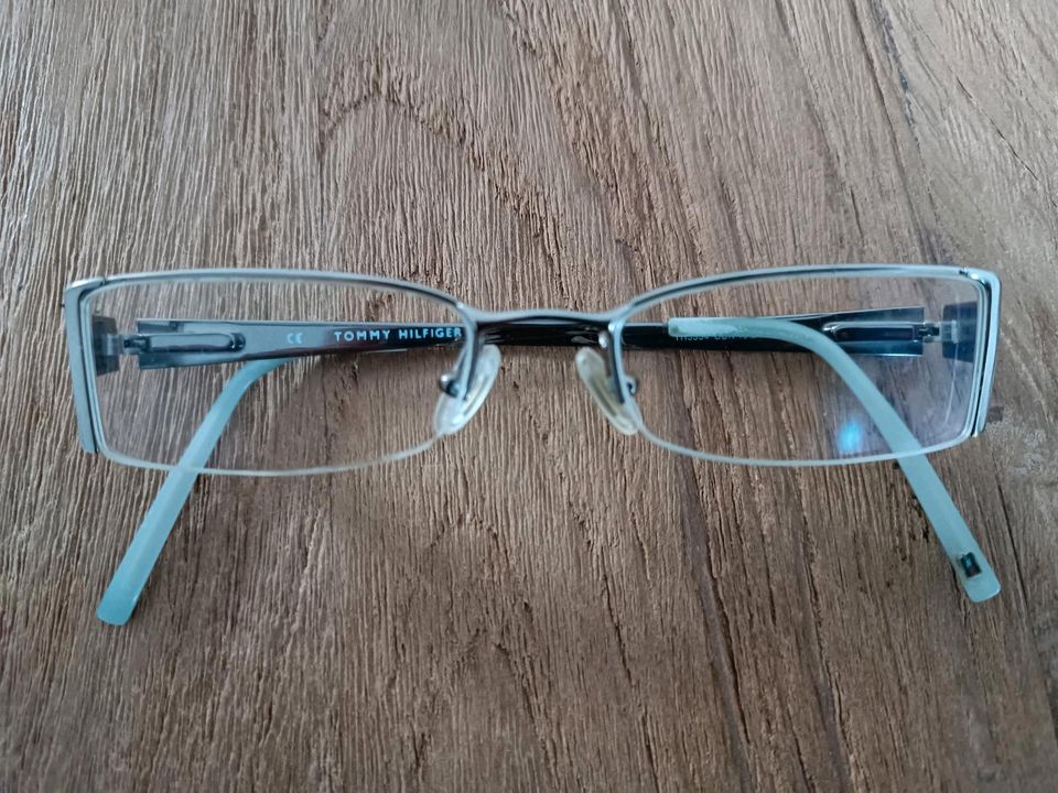 Tommy Hilfiger Damenbrille Brille Brillengestell TH3334 in Rendsburg